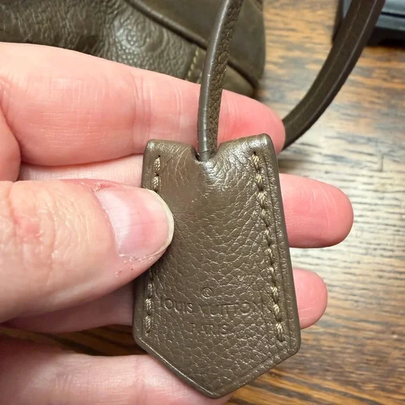 Louis Vuitton Empreinte Suede Audacieuse PM Ombré - Picture 4 of 11